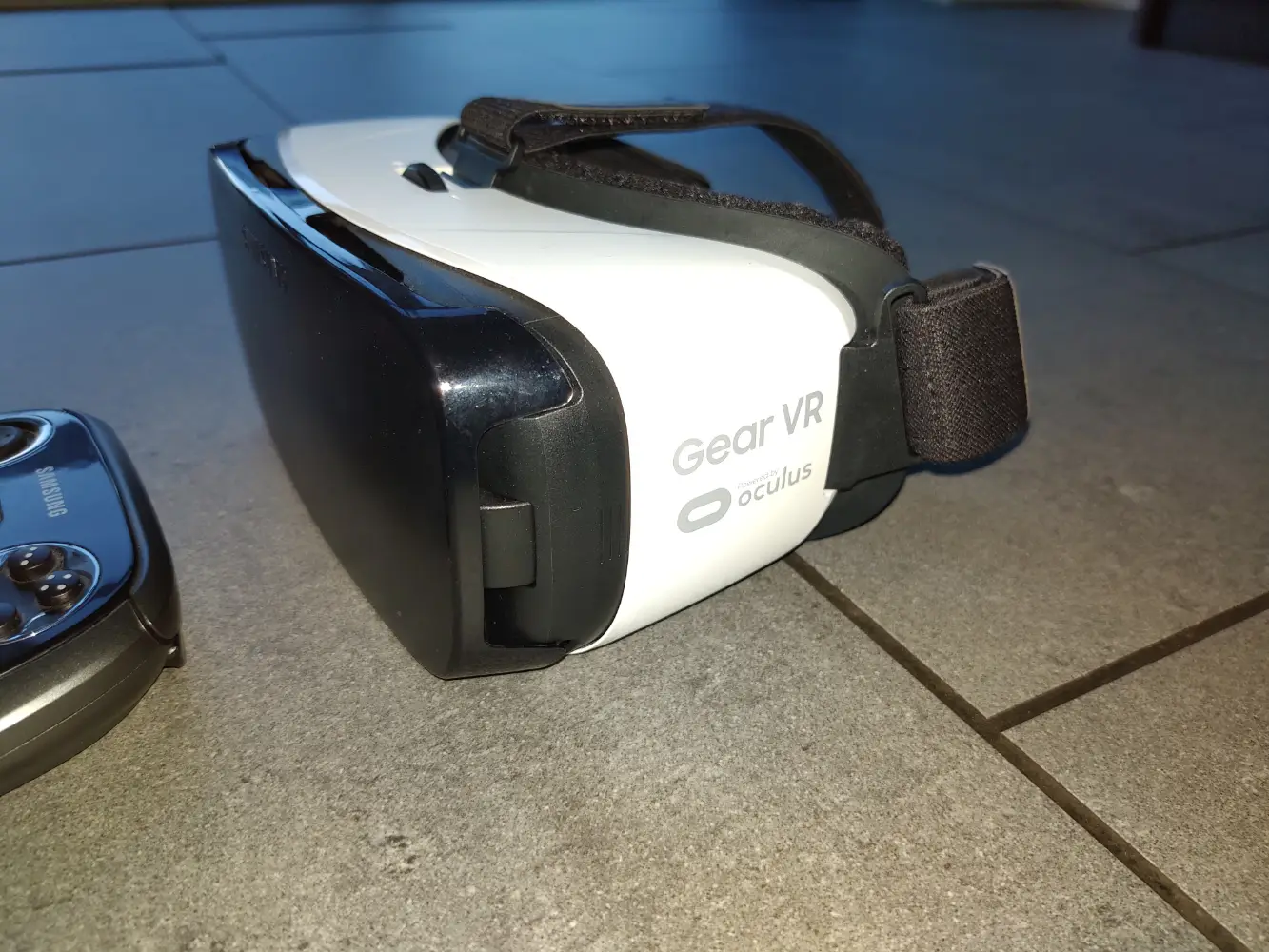 Samsung Vr briller og kontroller