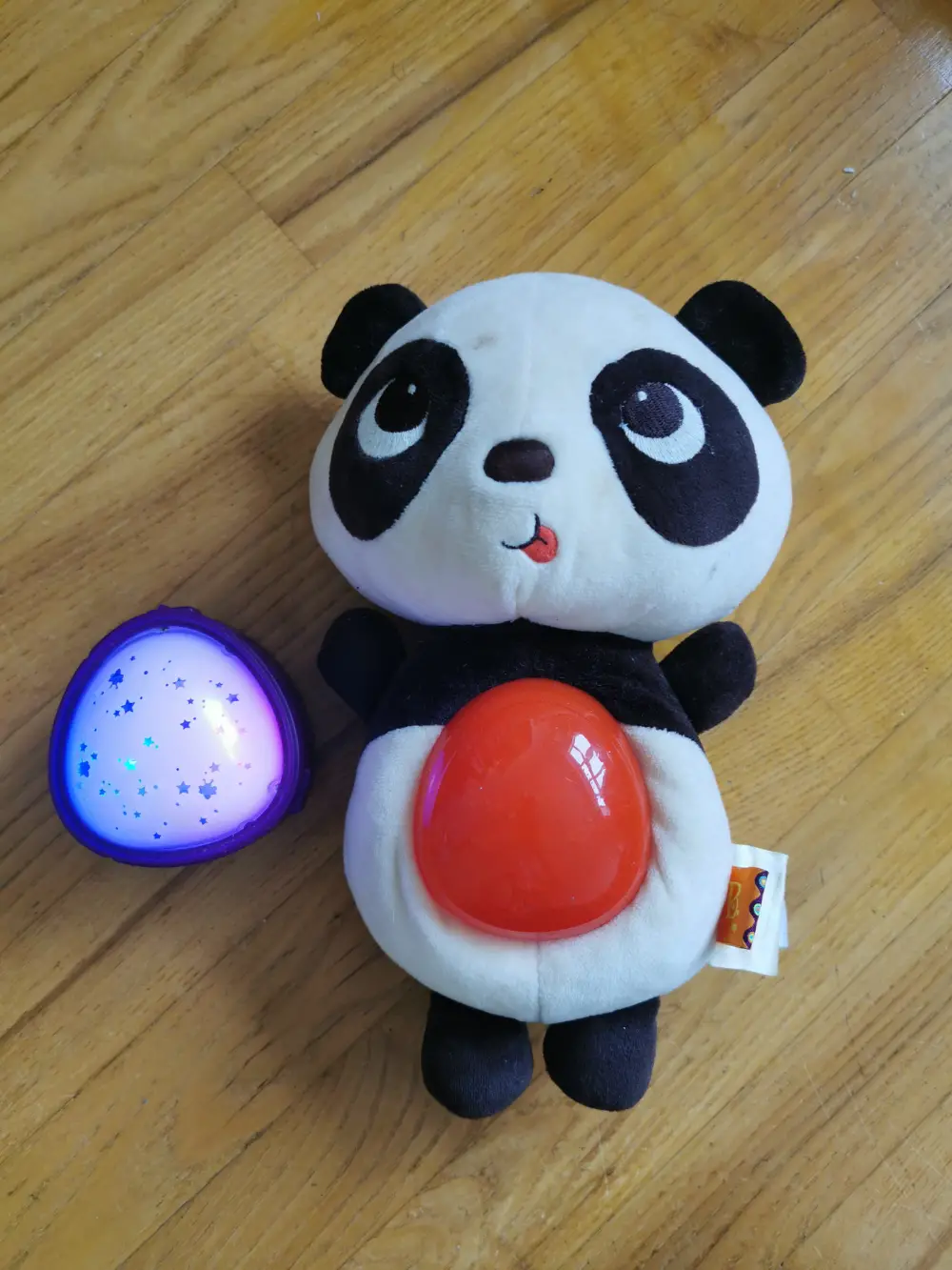 B toys Panda bamse med musik og lys