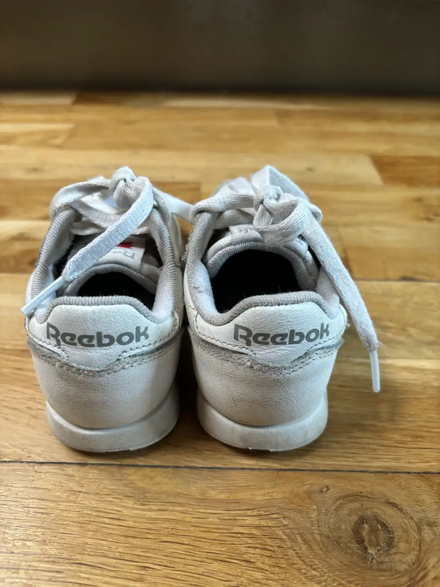 Reebok Sneakers