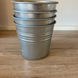 IKEA Potteskjuler mellem