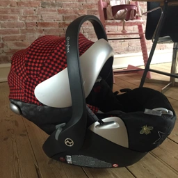 CYBEX cloud Q Rebellious Carseat