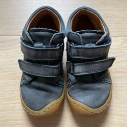 Unknown Leather sneakers