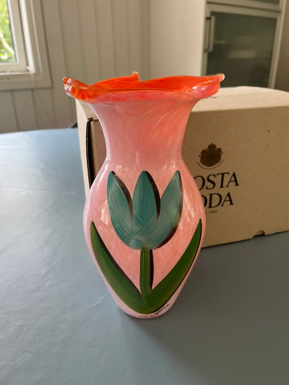 Kosta Boda Tulipan vase