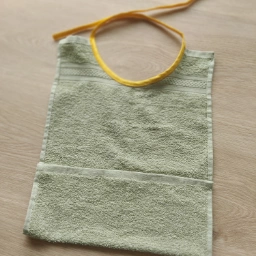 Hjemmelavet Håndklæde hagesmæk