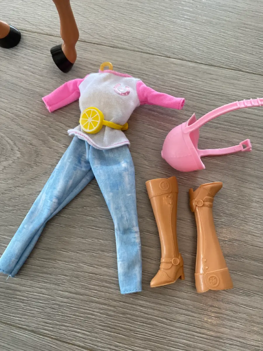 Barbie Hest og ridetøj