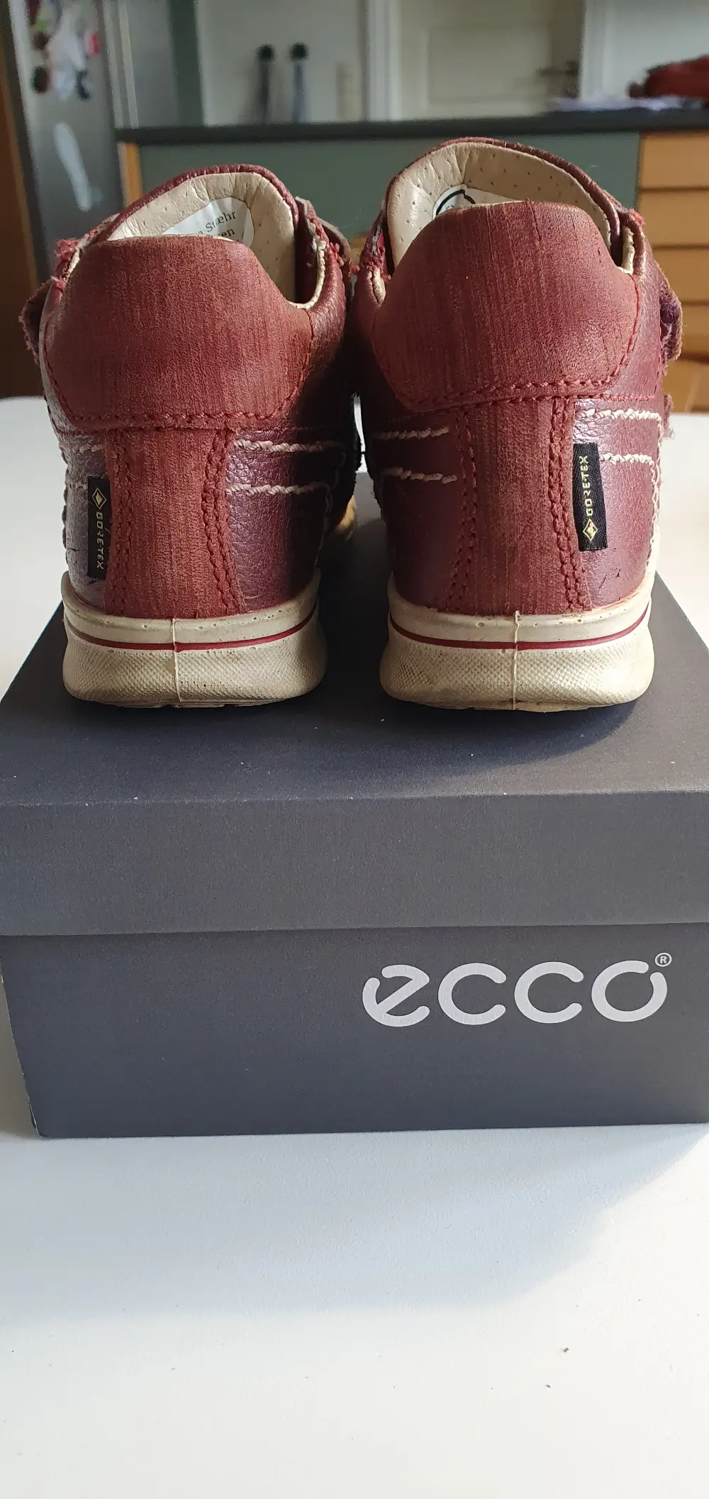 ECCO Sneakers med høj hælkappe