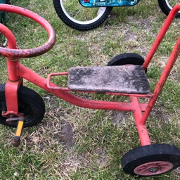 Ukendt Trehjulet børnecykel