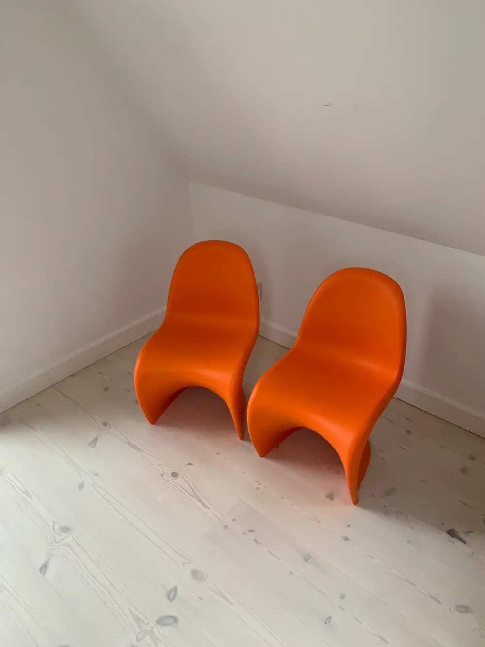 Panton / Vitra Stol junior