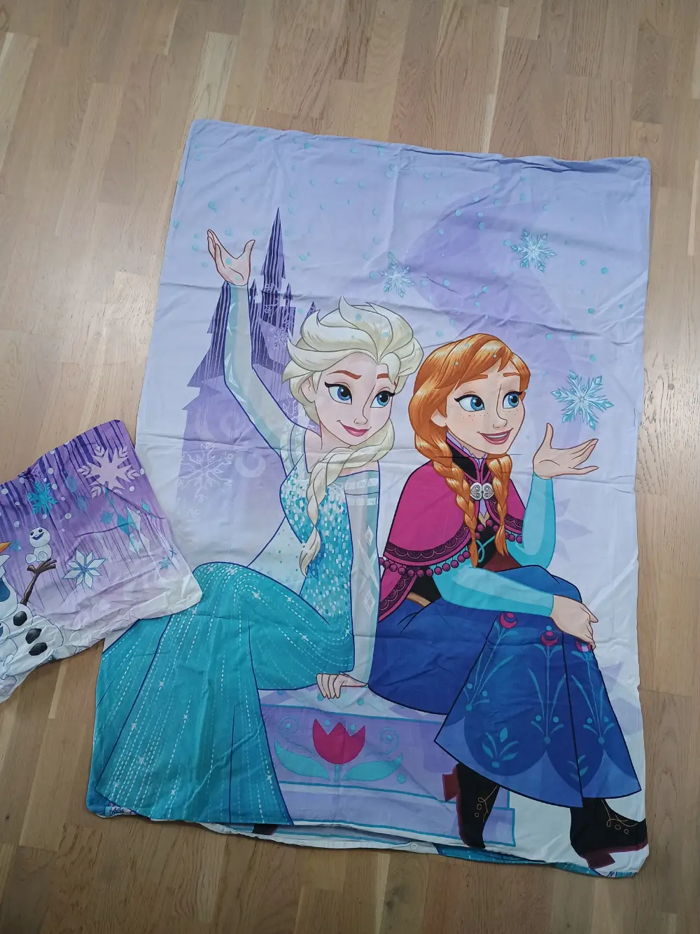 Disney Frozen Junior sengetøj