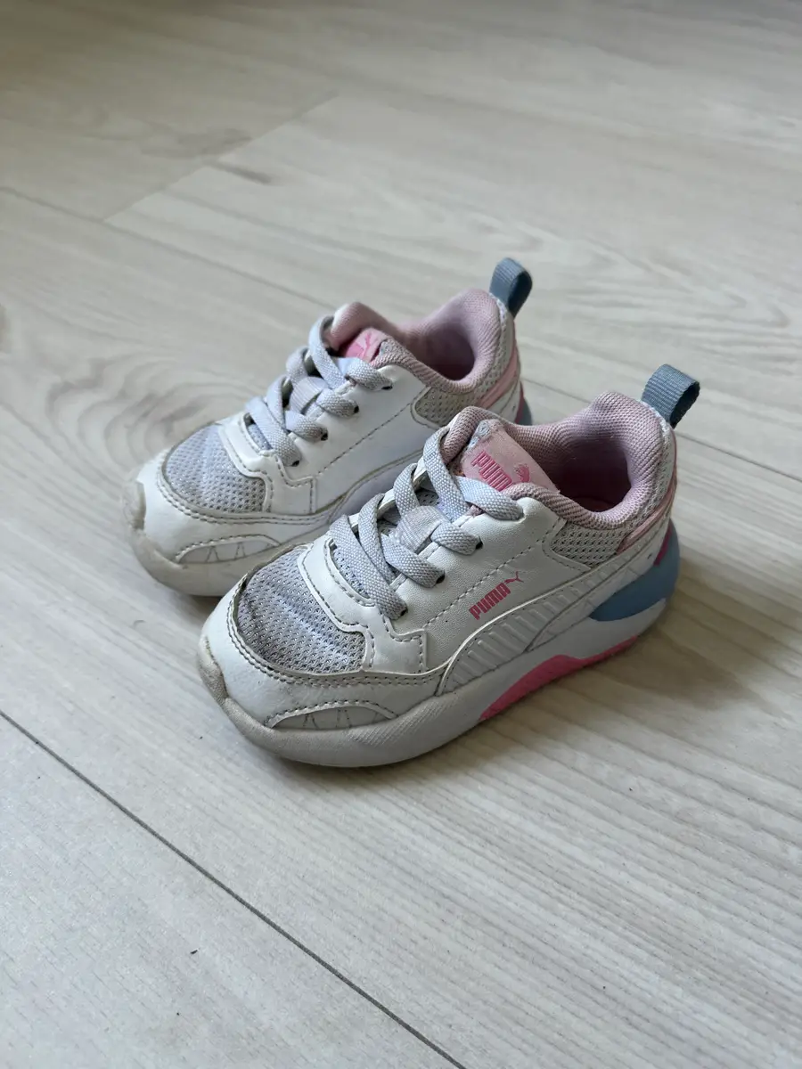 Puma Sneakers