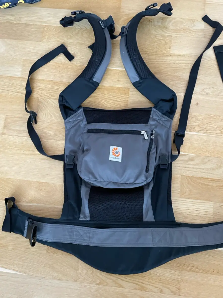 Ergobaby Carrier