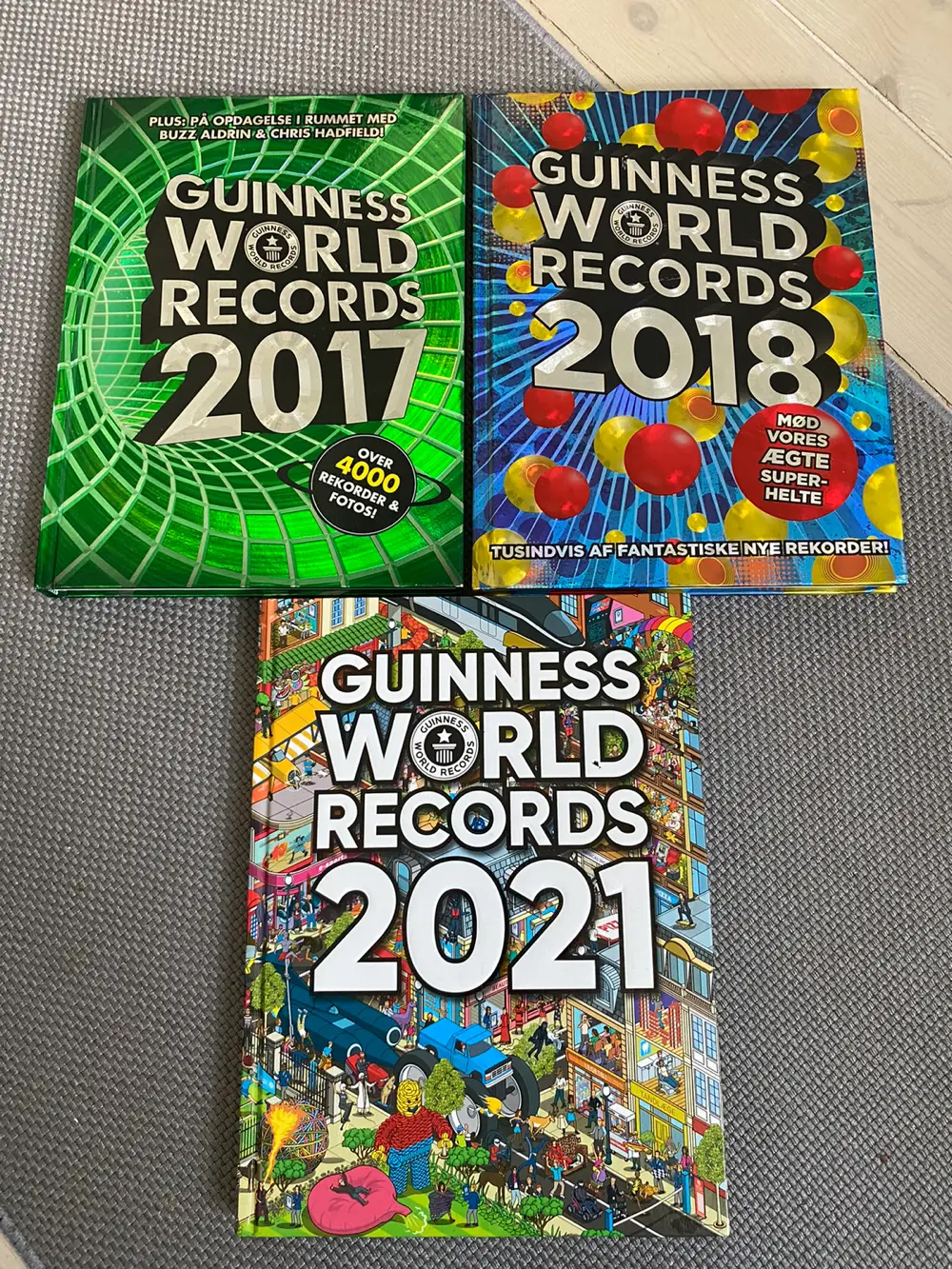 Guinness world records Bøger