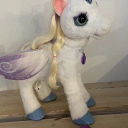 Hasbro Star Lily Unicorn