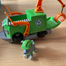 Paw Patrol Rocky båd med hjul