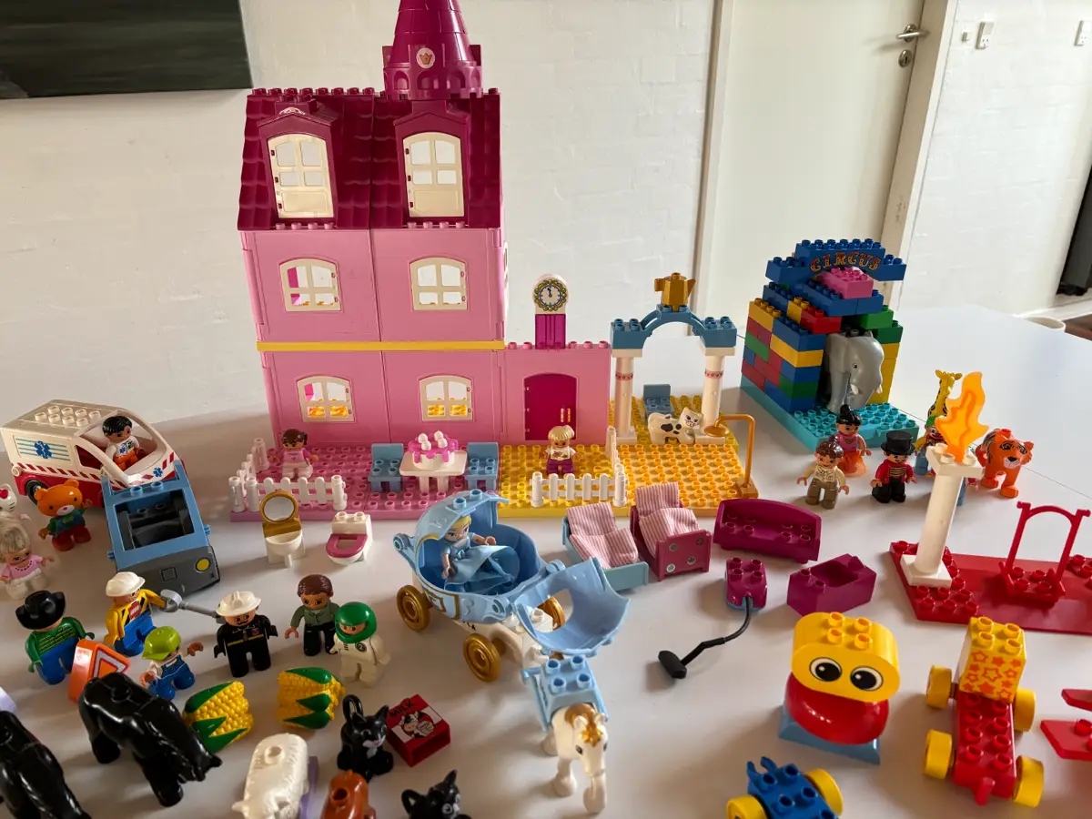 DUPLO Prinsesse slot cirkus biler