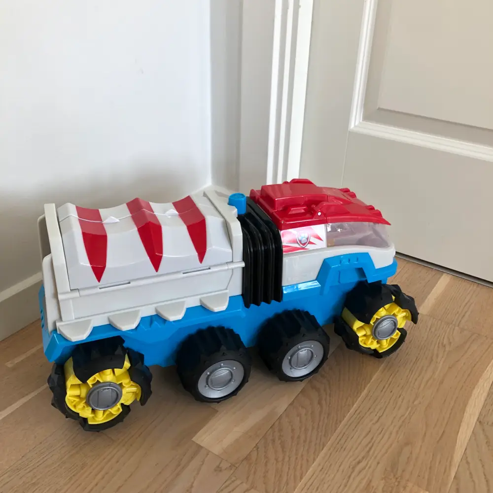 Paw Patrol Lastbil med dinosaur patroller