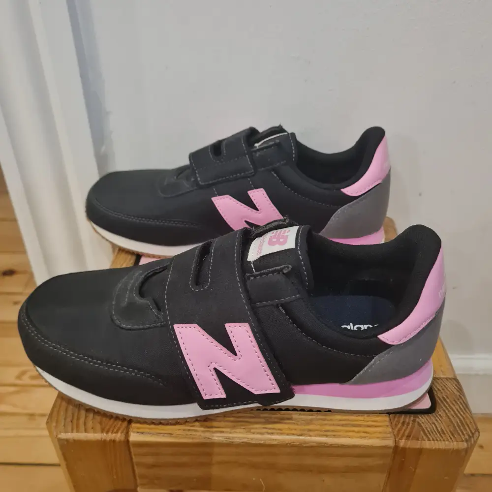 New Balance Sneakers