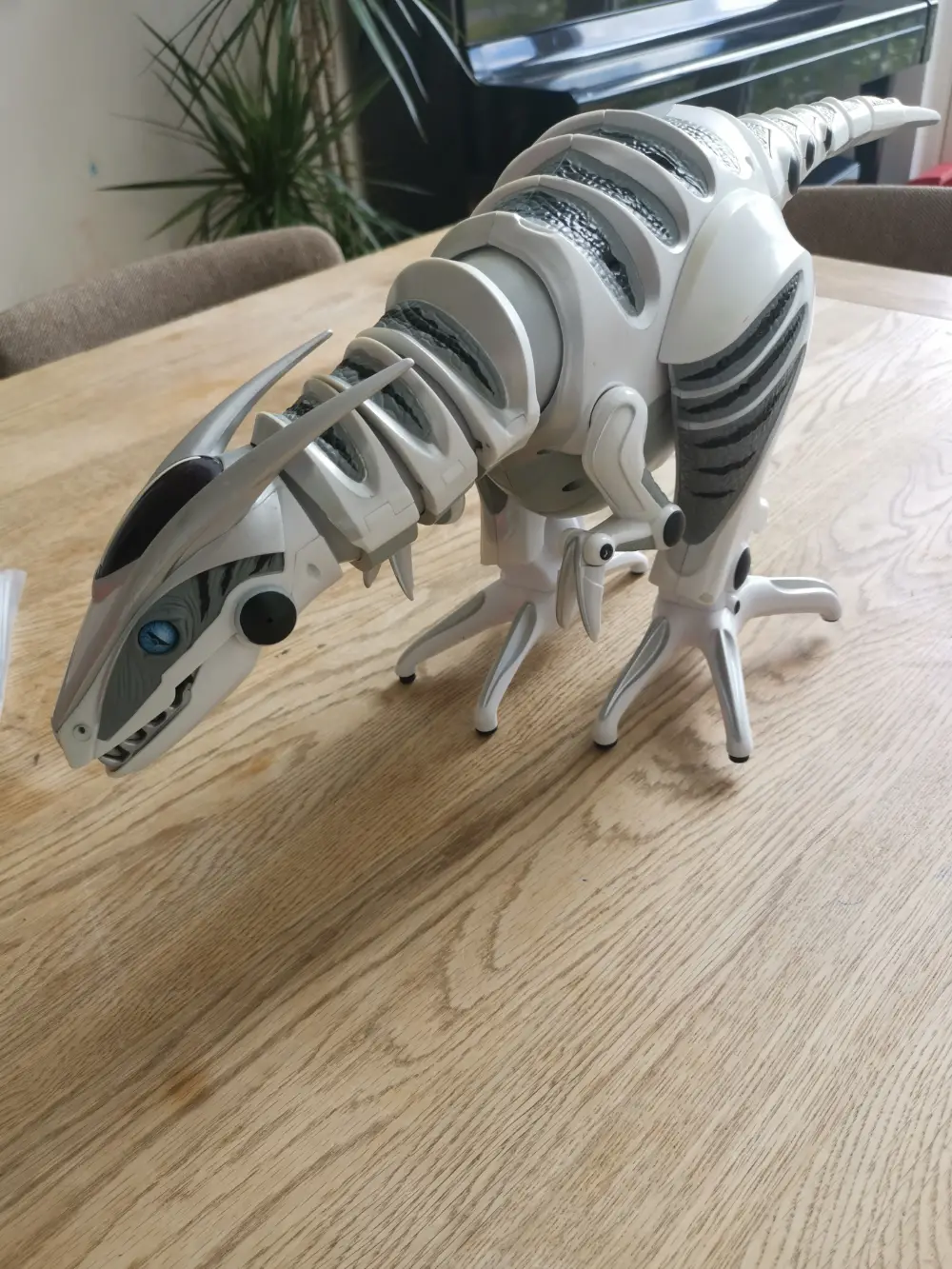 Ukendt Robot dinosaur