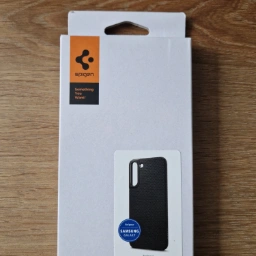 Spigen Samsung galaxy s22 case