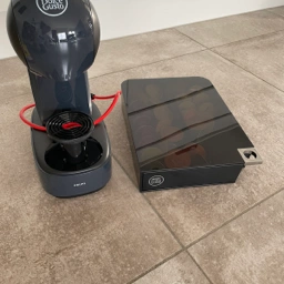 Nescafe Dolce Gusto Kaffemaskine og kapsel skuffe