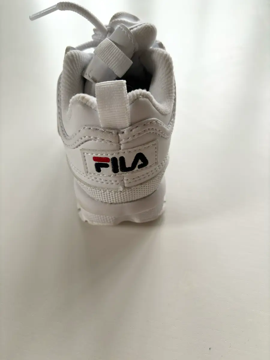 FILA Sneakers