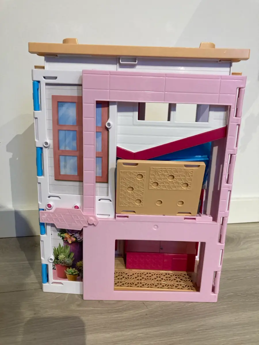 Barbie Foldbart hus