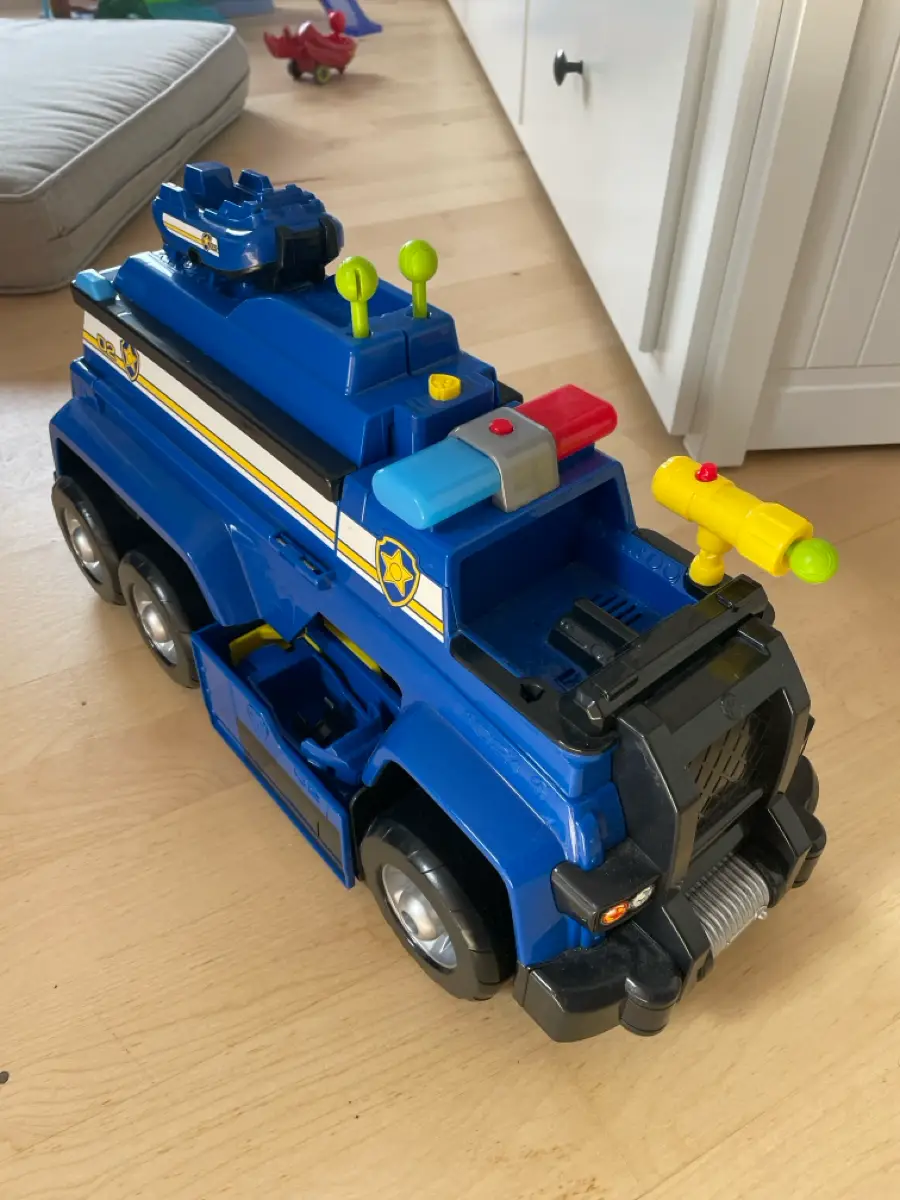 Paw Patrol Chase truck