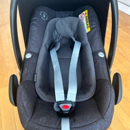 Maxi-Cosi Autostol + babyindsats