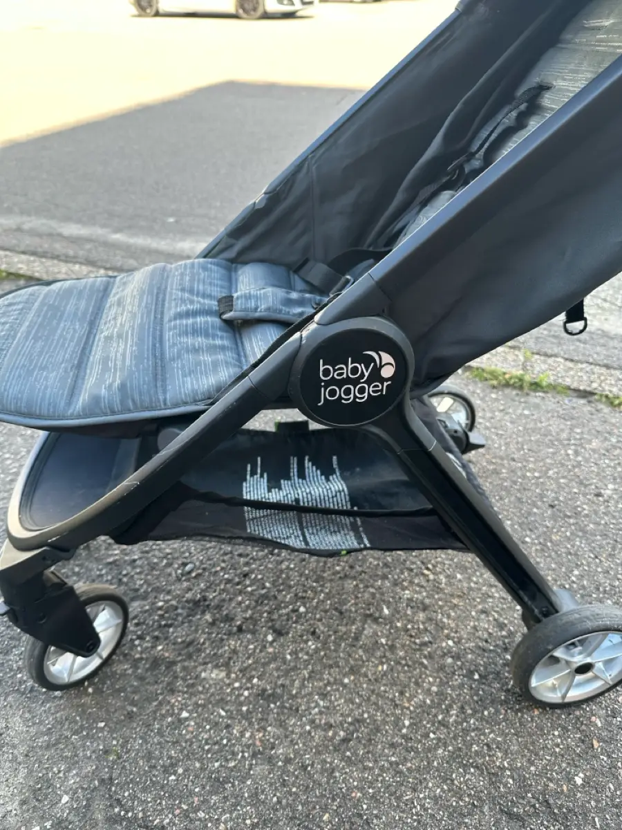 Baby Jogger City Tour 2