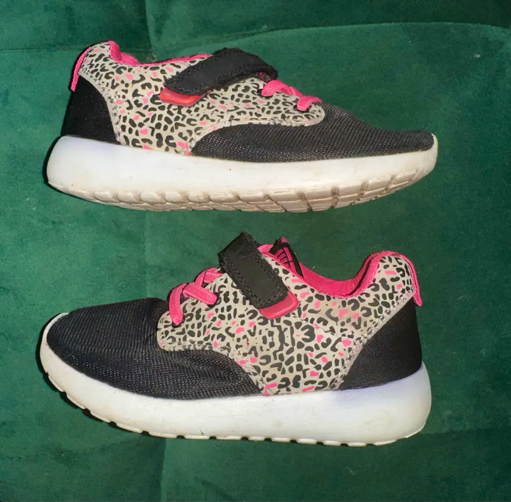pink leopard lyserød 29 sneakers sko sort beige pin