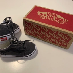 Vans Sneakers