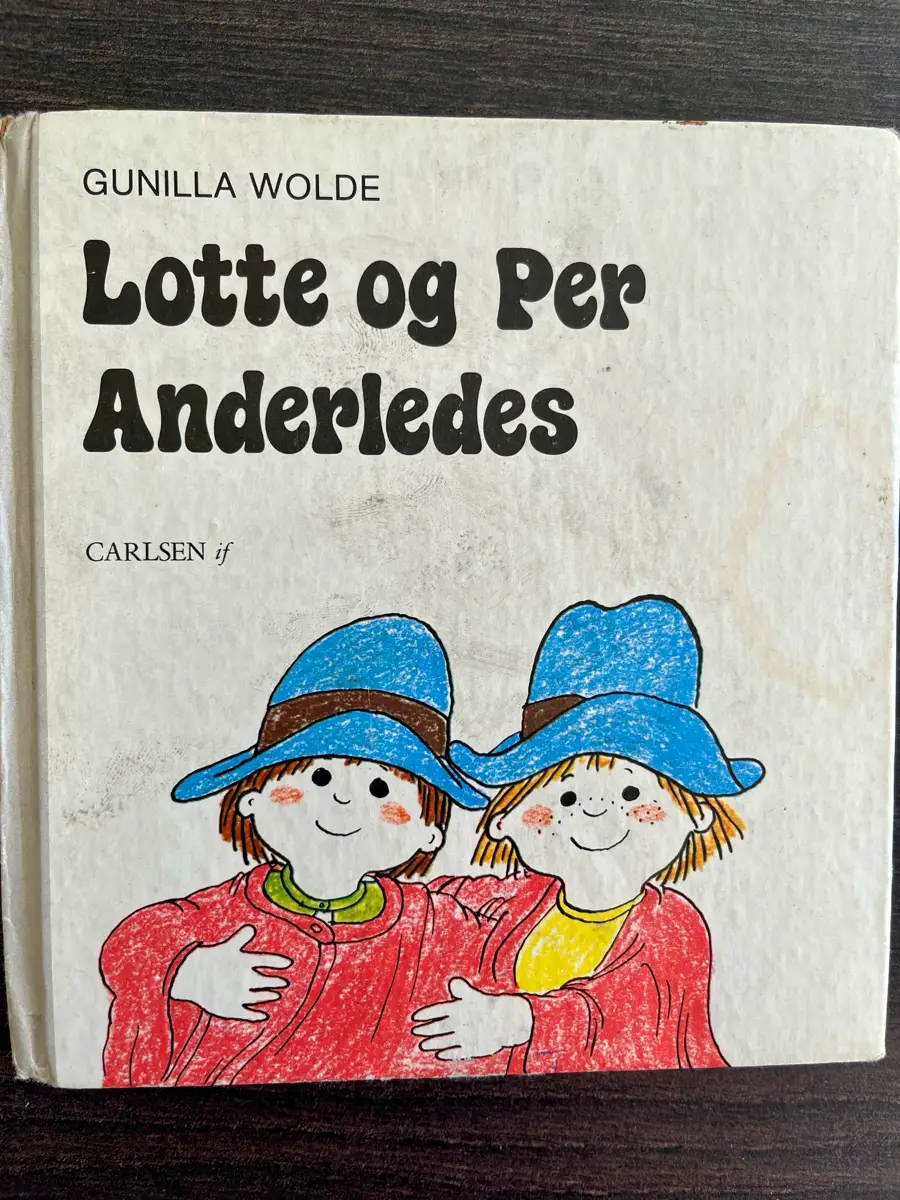 Lotte og Per anderledes billedbog Gunilla Wolde læs højt bog