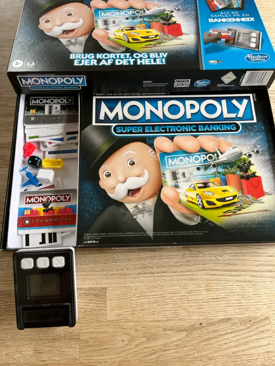 Hasbro Monopoly spil