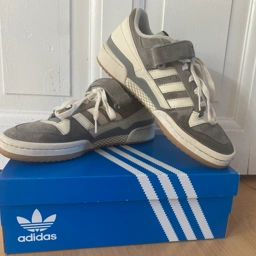 adidas Basketball forum low