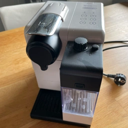 Nespresso Kaffemaskine