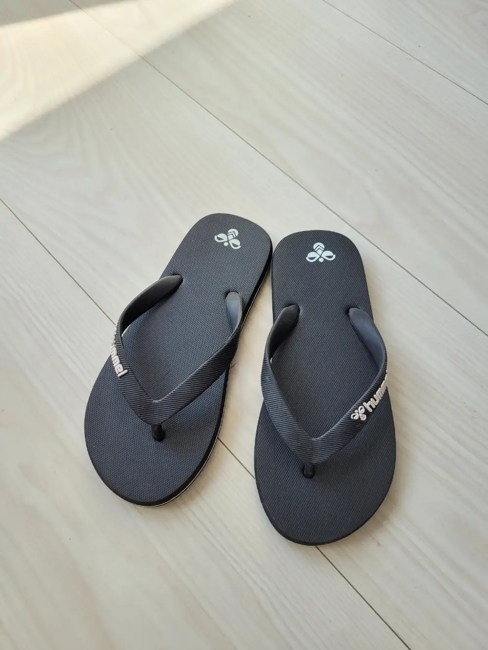 hummel Flip-flops