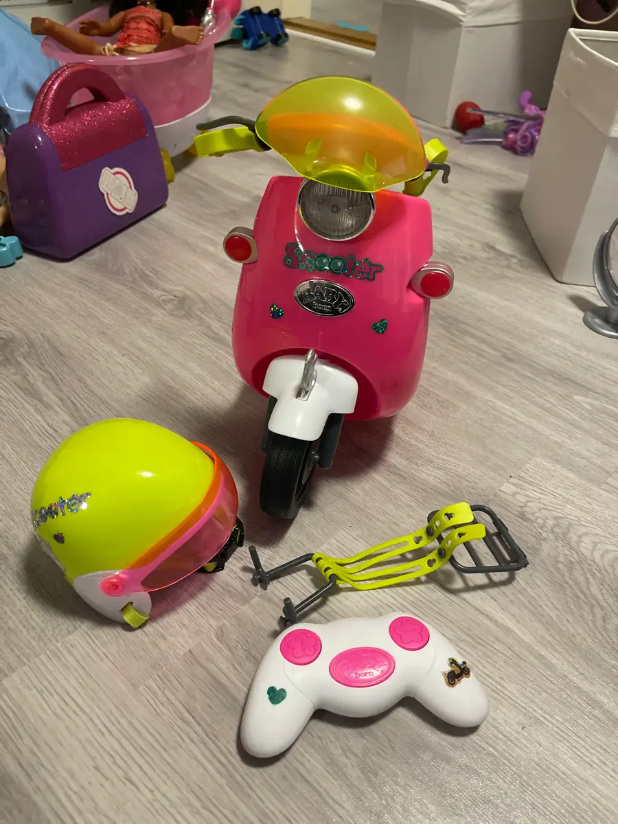 BABY BORN Scooter og hjelm