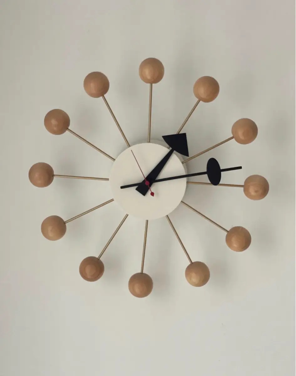 Vitra Ball clock