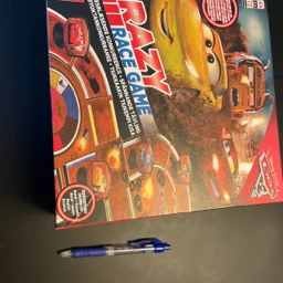 Cars McQueen Brætspil Crazy Race