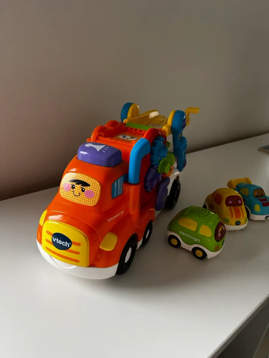 Vtech Lastbil og 3 biler