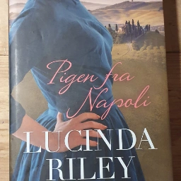 Lucinda Riley Bog Pigen fra Napoli