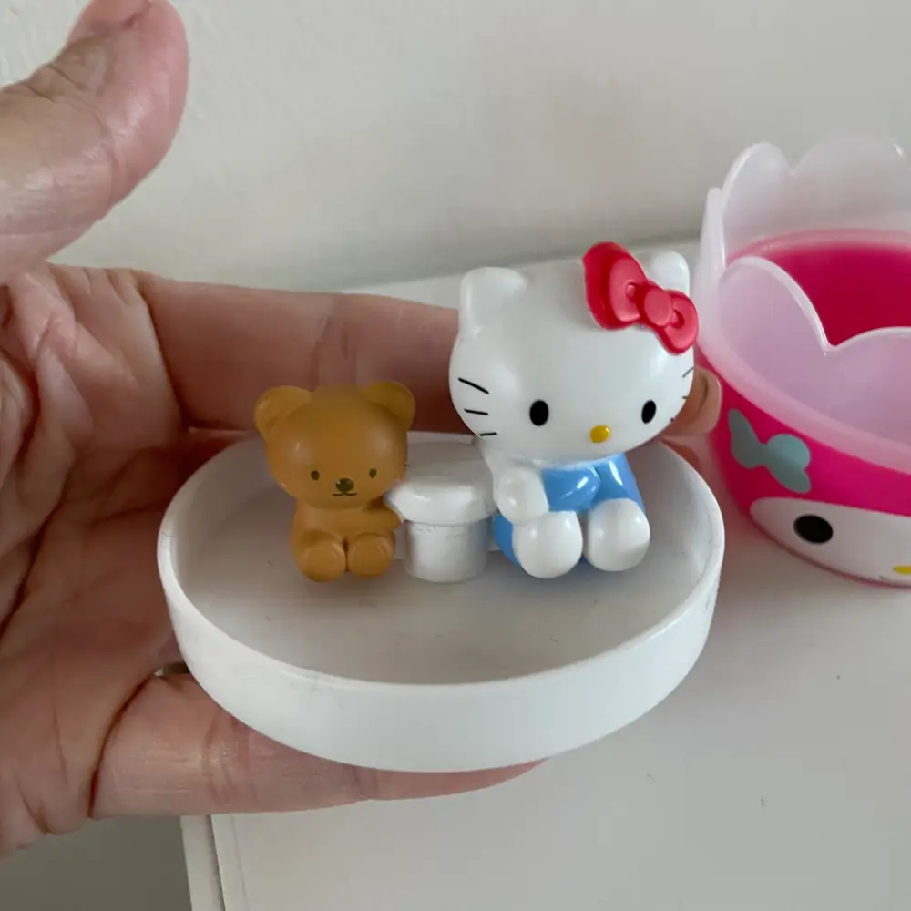 Hello Kitty Hello kitty kop m låg m figure