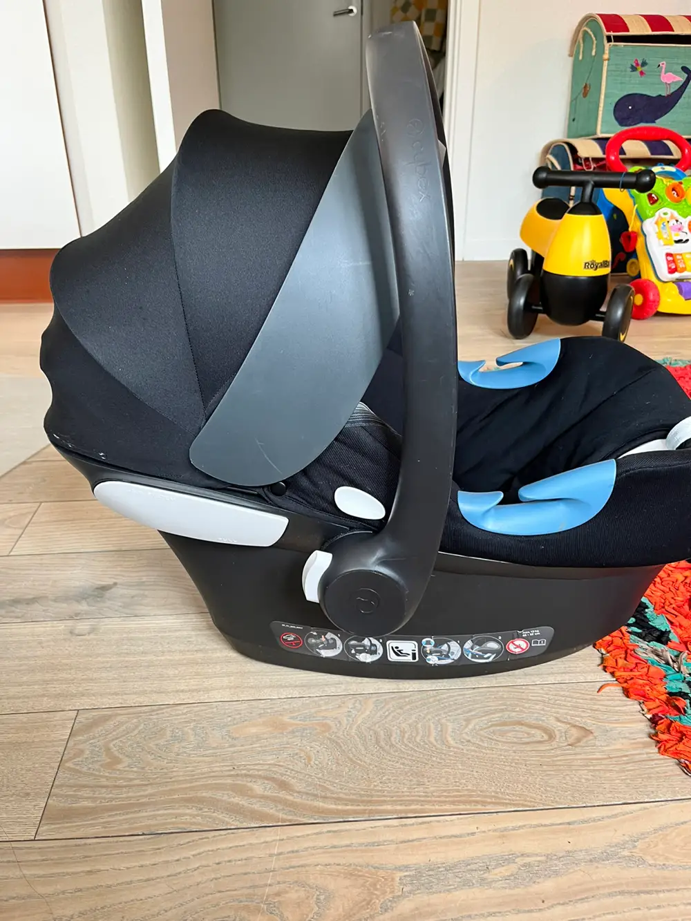 CYBEX Autostol