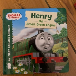 Henry the smart green engine Bog