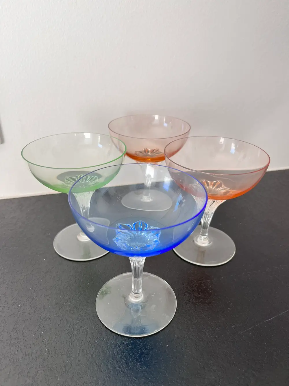 Ukendt Farvede cocktailglas krystal