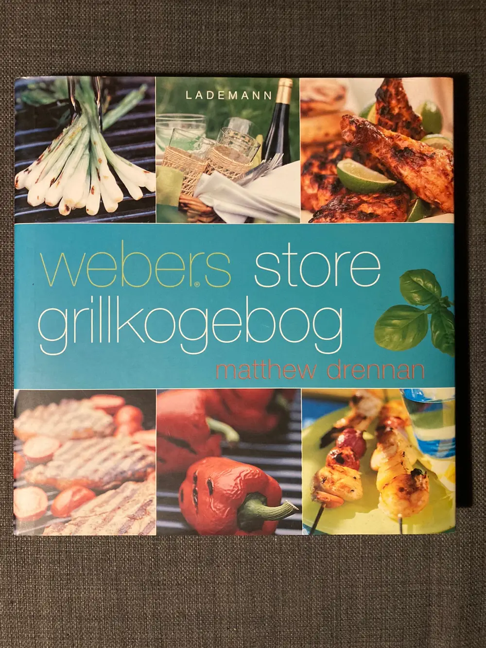 Webers store grillbog Bog