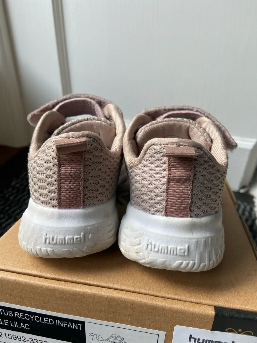 hummel Sneakers