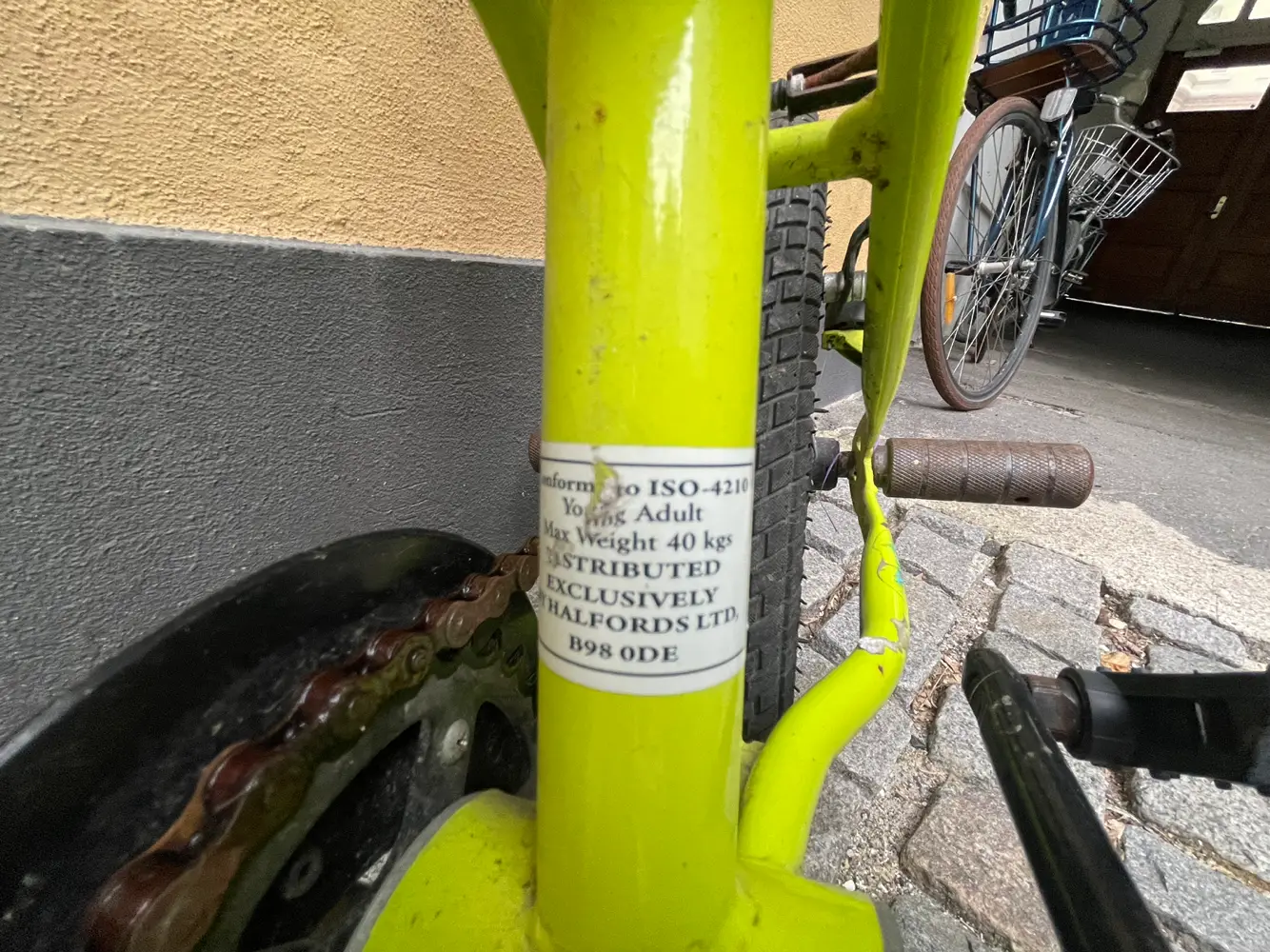 Unknown Boys bike