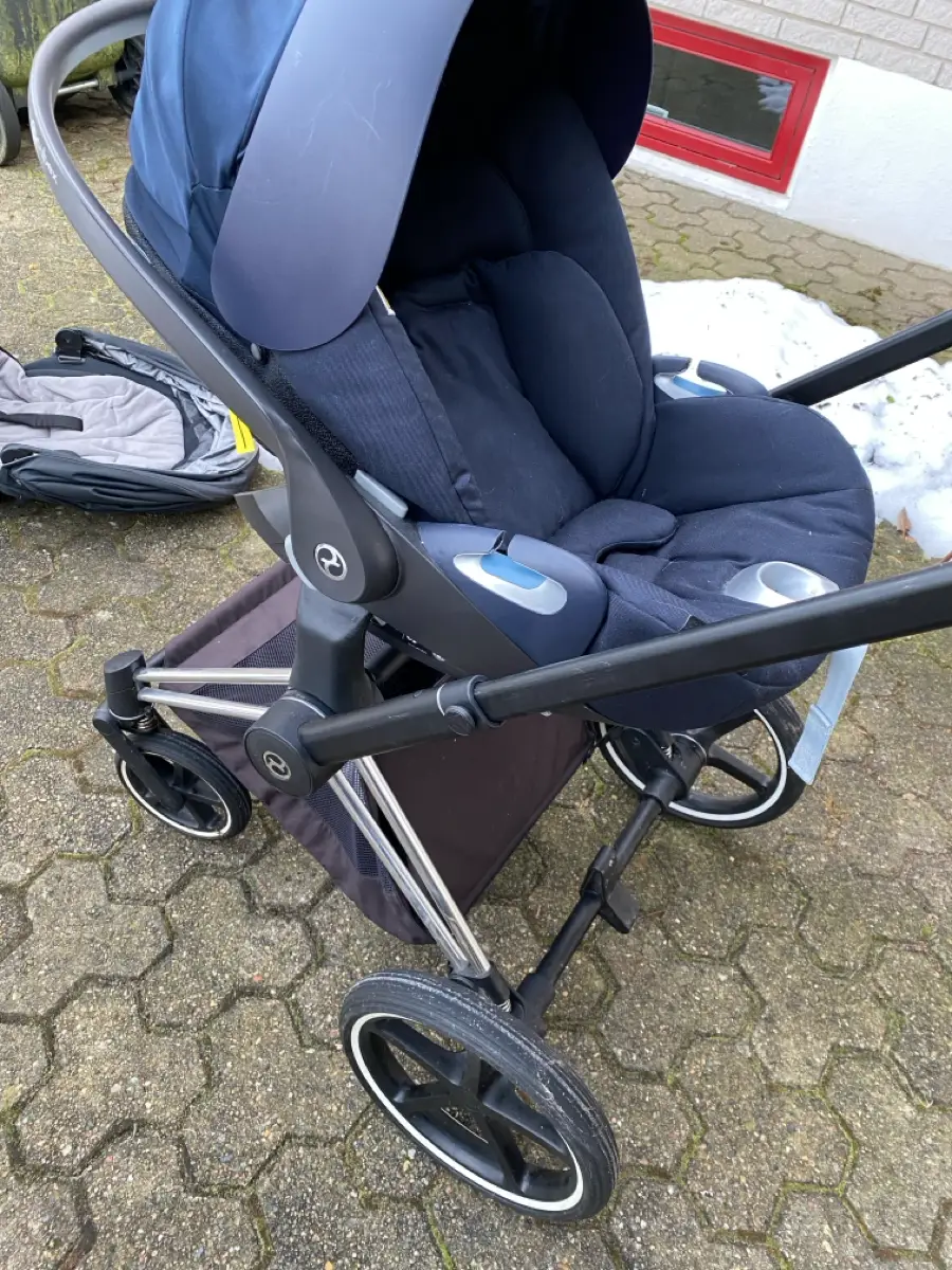 CYBEX Cloud Z I-size Autostol