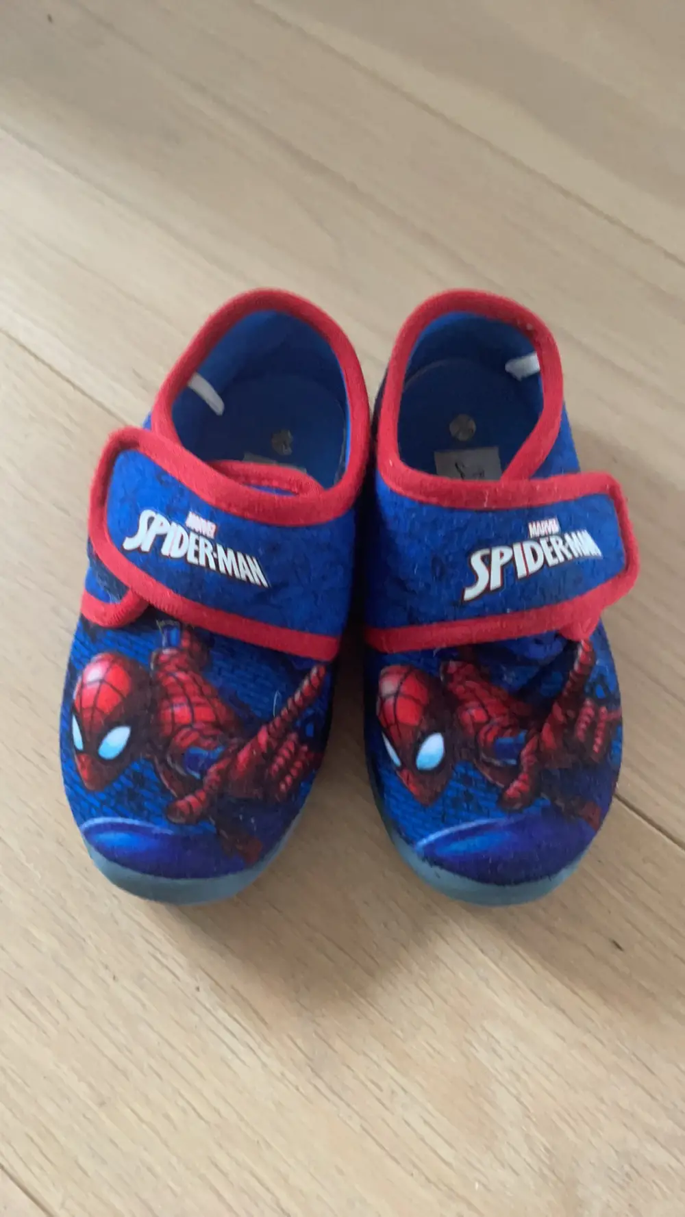 Ukendt Spiderman hjemmesko